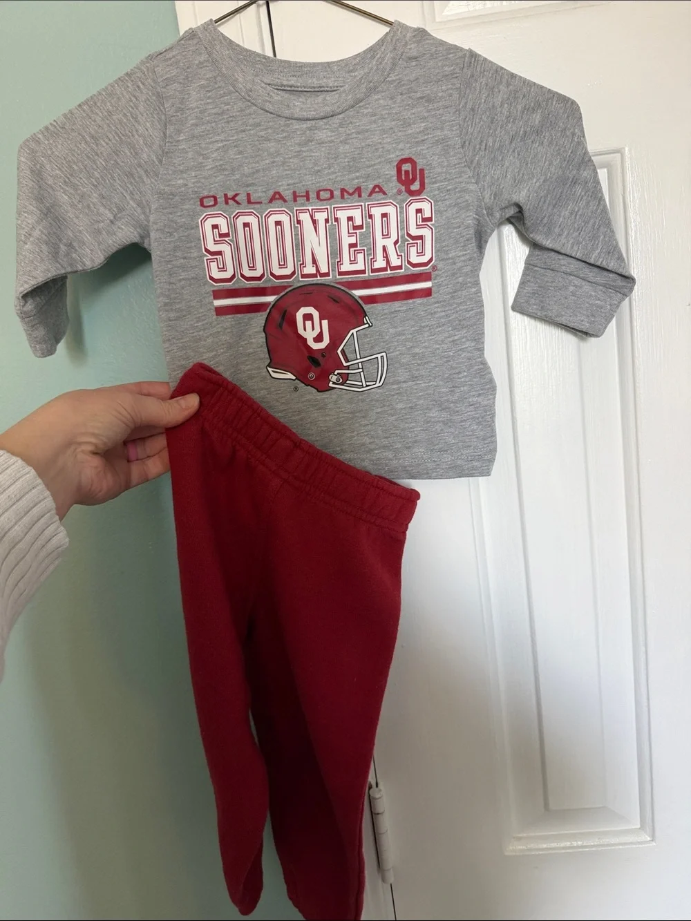 Oklahoma Sooners Kids Gray & Crimson Sweatshirt Set - Youth Joggers